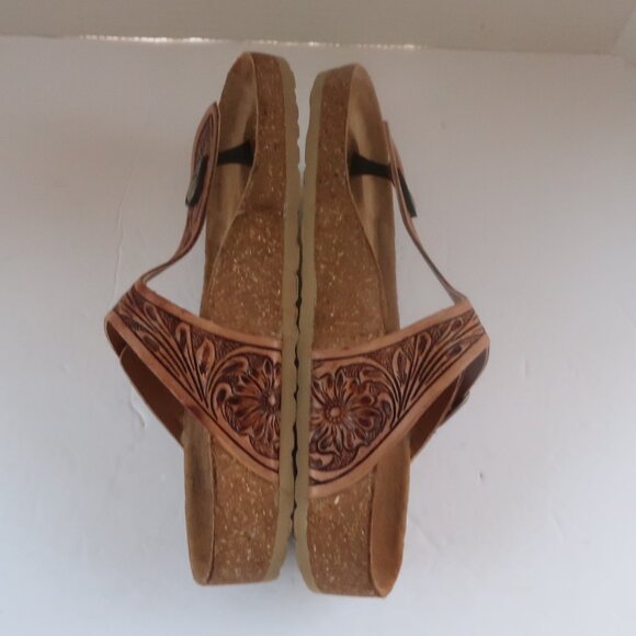 Grashius Western Hand-Tooled Comfy Thong Sandals Sz 7 Color  Color Brown - Picture 8 of 12